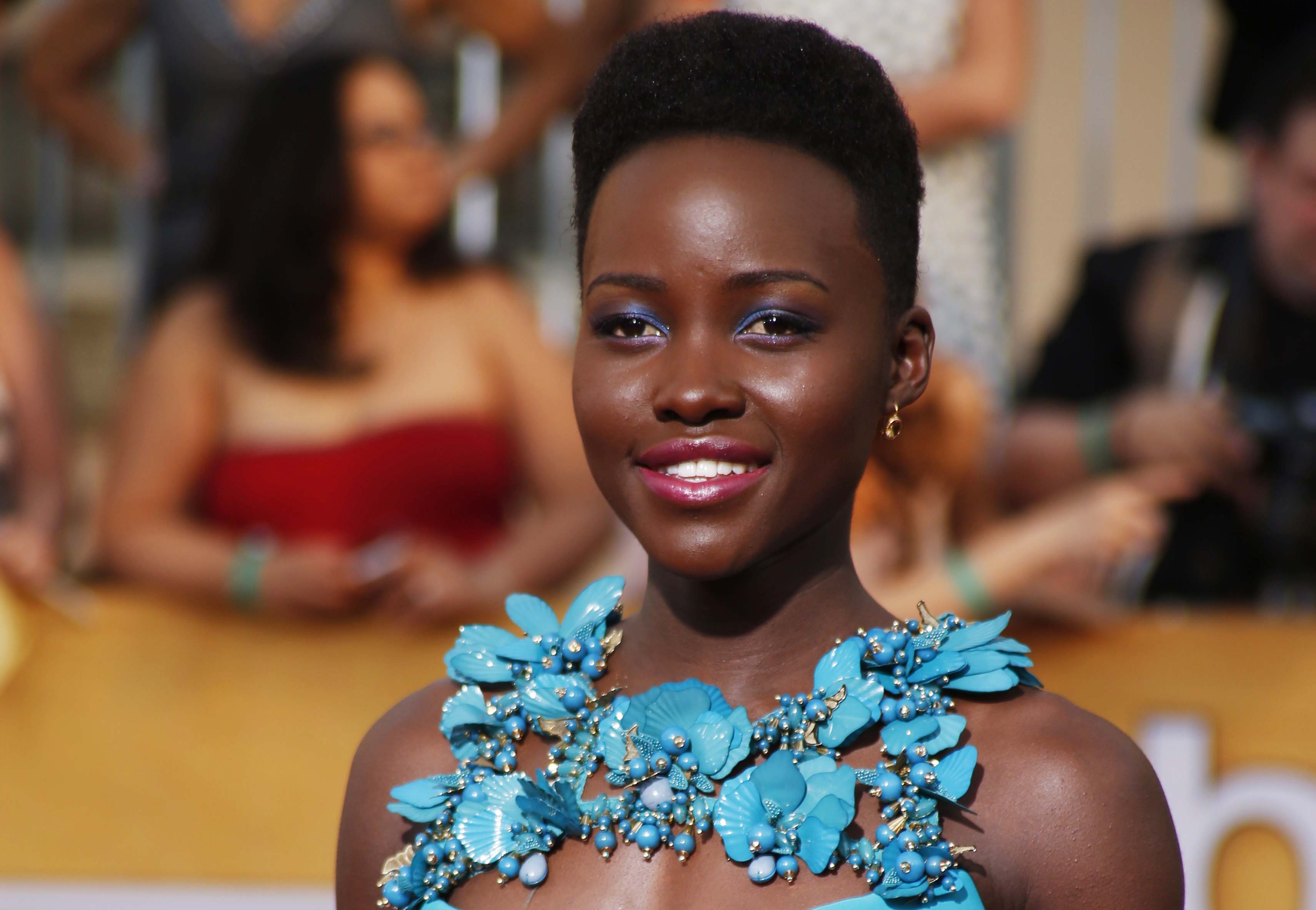 Lupita’s Glam Dress Stolen, Was it a fake?