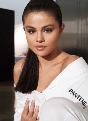 YDD_Selena_Gomez_Pantene