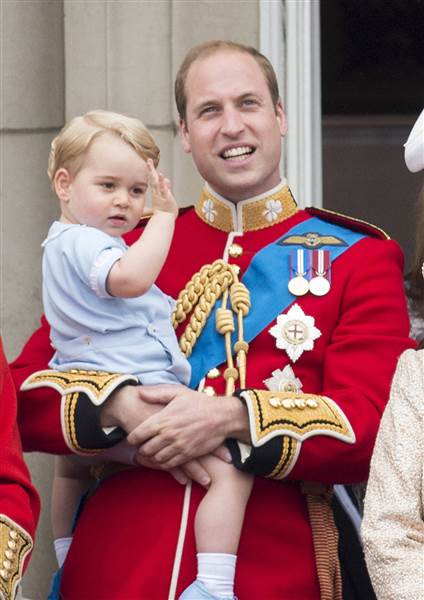 King Tot – Little Prince George Has Royal Good Time Wherever He Goes