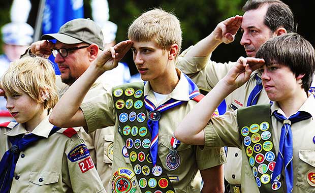 BoyScouts_Salute