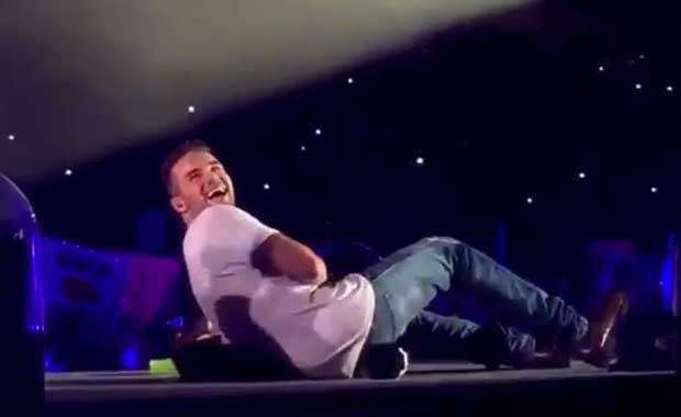 NB_LouisTomplinson