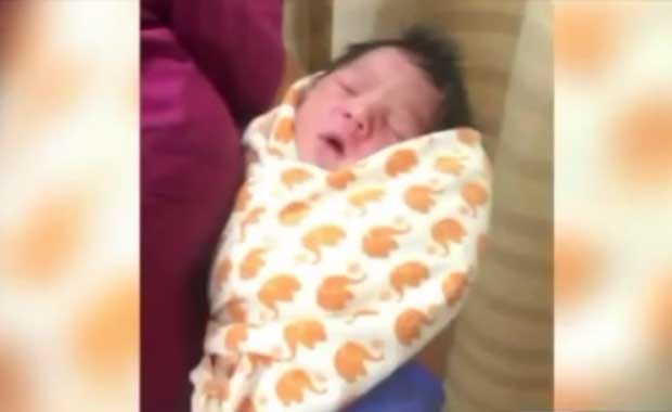 BabyStroller_FoundBaby