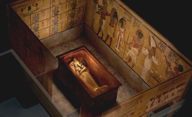 Archaeologists Discover Possible Hidden Rooms In King Tuts’ Tomb