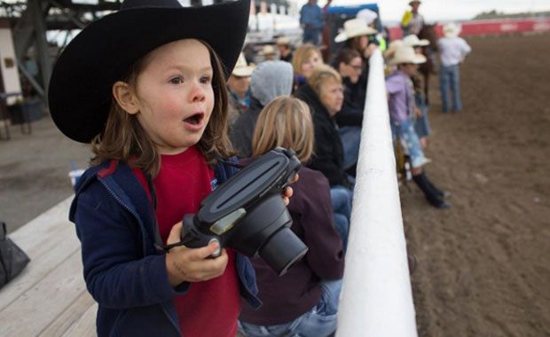 Credit: Instagram @hawkeyehuey