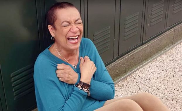 Students Surprise Choir Teacher With ‘Amazing Grace’ Rendition