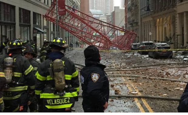Crane Collapse in Lower Manhattan Kills 1, Seriously Injures 2