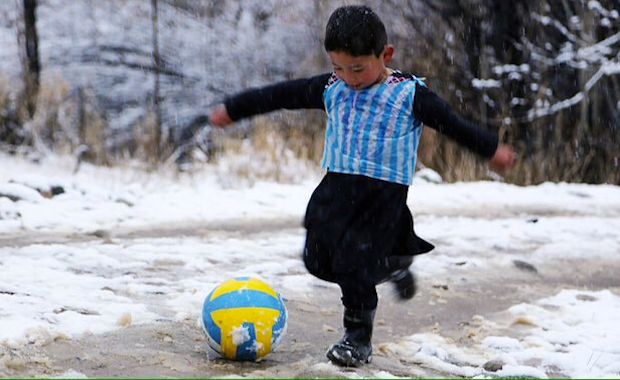 Messi Wants to Meet with Boy Who Made His Jersey from Plastic Bag