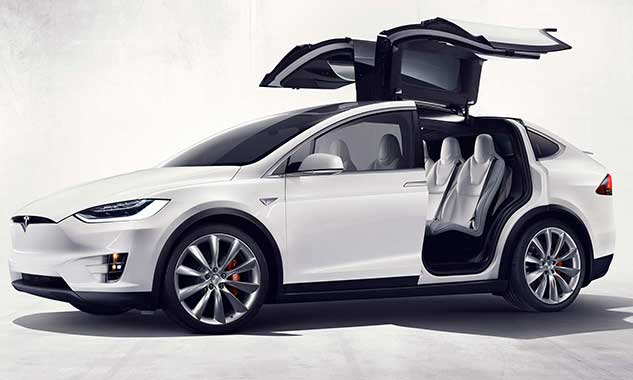 Tesla’s Model X Electric SUV Goes on ‘Autopilot’ Drive in New York City