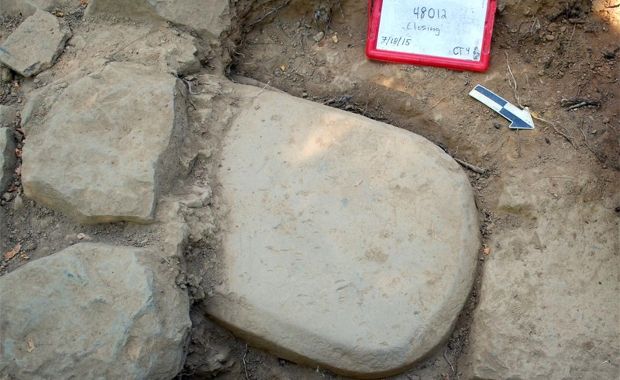 Archaeologists Discover 2,500-Year-Old Slab Bearing Lost Language