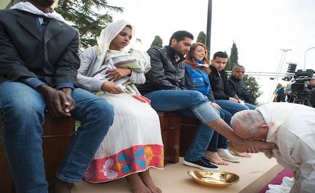 Source: Vatican Press Office via AFP/Getty Images)