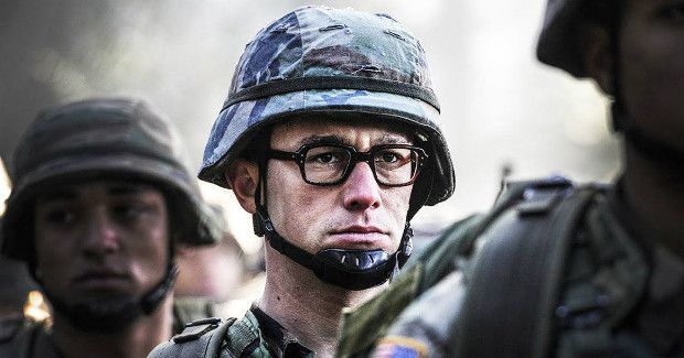 Joseph Gordon-Levitt Plays a ‘Traitor’ in New ‘Snowden’ Trailer