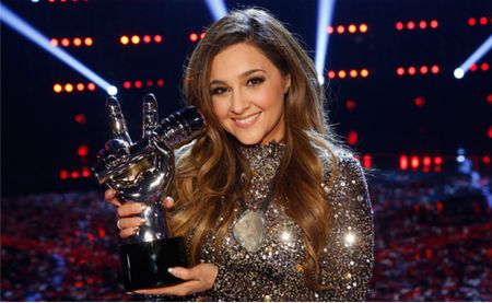 Former Child Star Wins ‘The Voice’