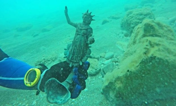 1600 Year-Old Shipwreck Yields Rare Treasures