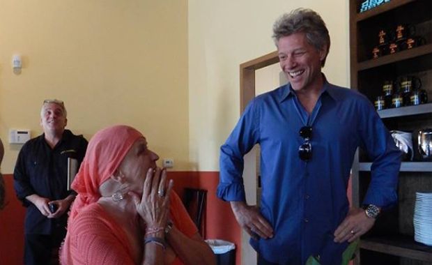 Jon Bon Jovi Surprises Cancer Patient After Photo Campaign Goes Viral