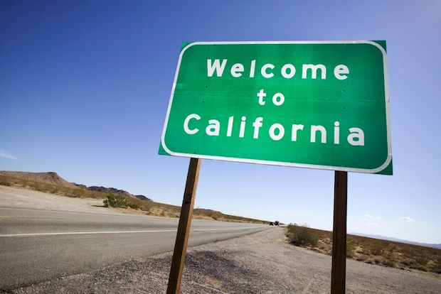 Welcome to California sign
