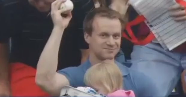Super Dad Makes Incredible Baseball Catch While Holding Daughter