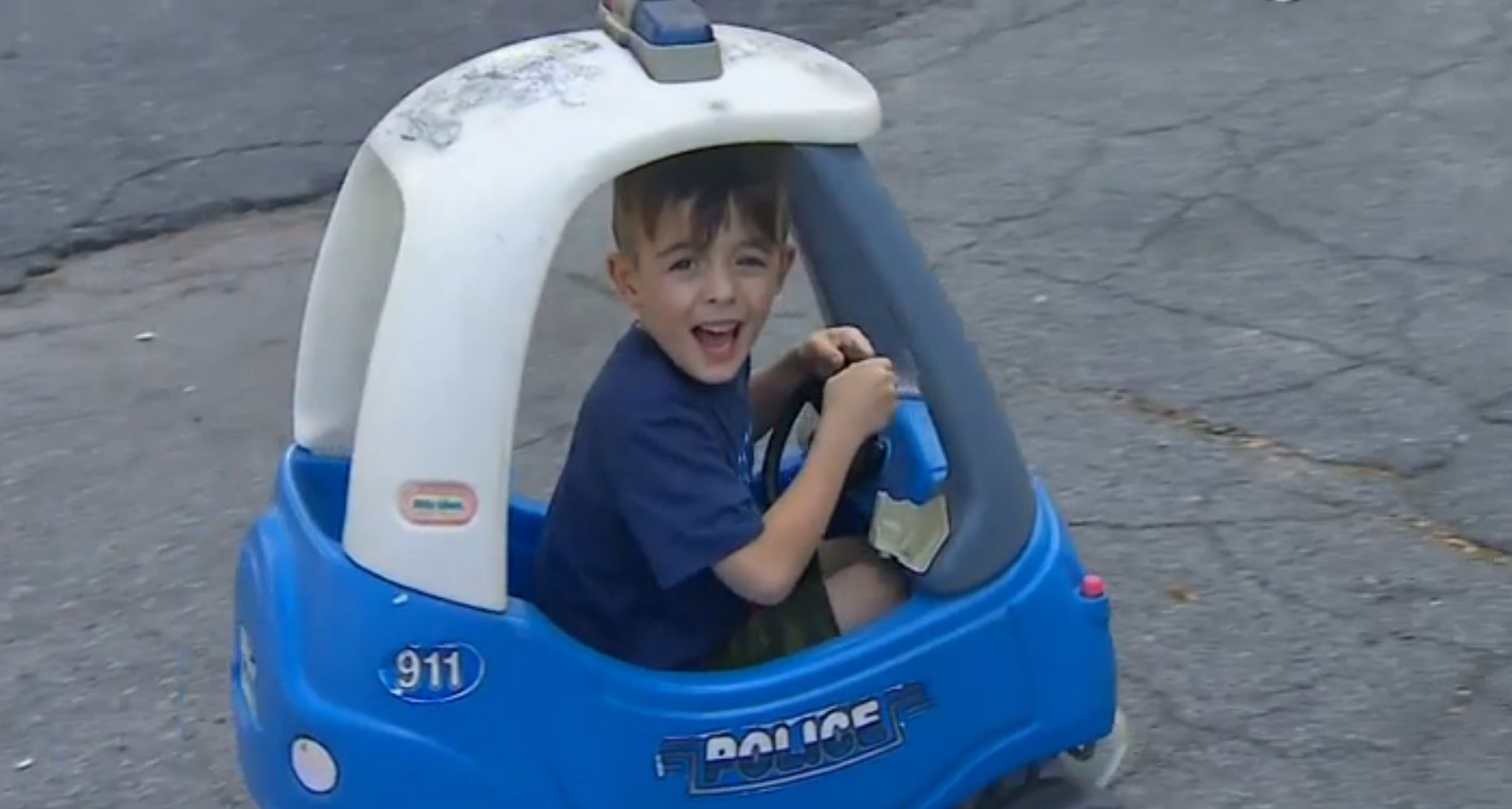 6-Year-Old Boy Calls 911 to Report His Dad Who Ran a Red Light
