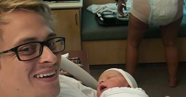 People Are Loving This “Uncensored” and Honest Photo of Motherhood