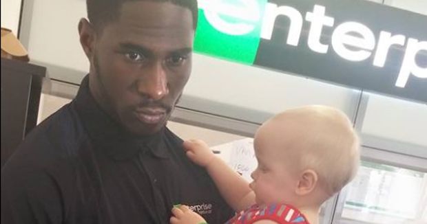 What This Employee Did for a Hassled Mom Is Amazing