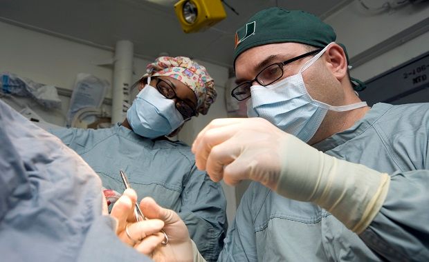 Engineers Invent Technology That Lets Patients’ Stitches Send Health Info to Doctors