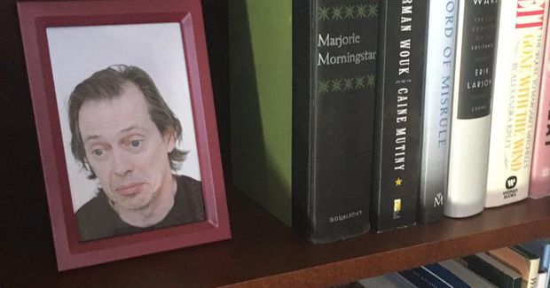 Kid Replaces Family Photos With Steve Buscemi and Mom Never Notices