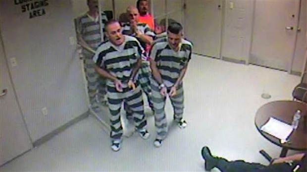 Texas Inmates Breakout to Save Guard’s Life