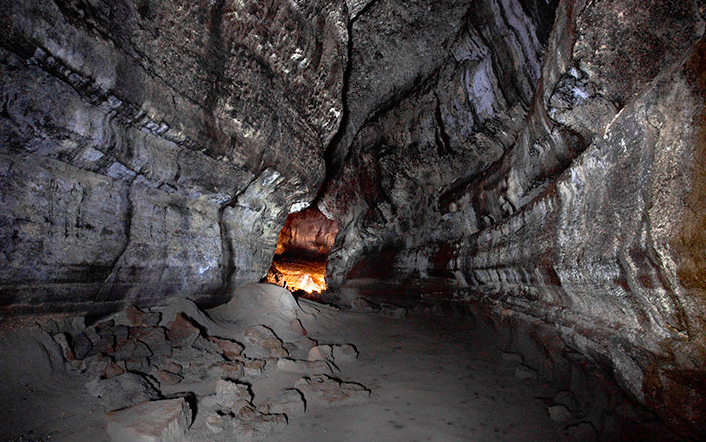 Cave1