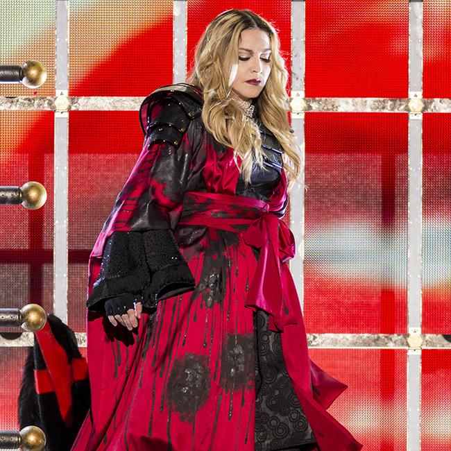 Club Confessions Madonna Surprises Fans The Ben Affleck Footnote: Why His Quitting-Smoking Hack Matters (Yes, Really)