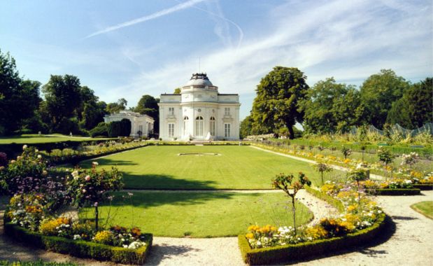 Source: unjourdeplusaparis.com