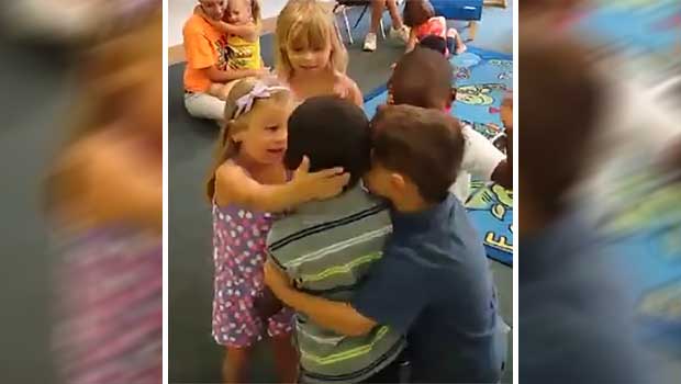 Classmates Give Sick Student a Warm Welcome Back and Send Inspiring Message