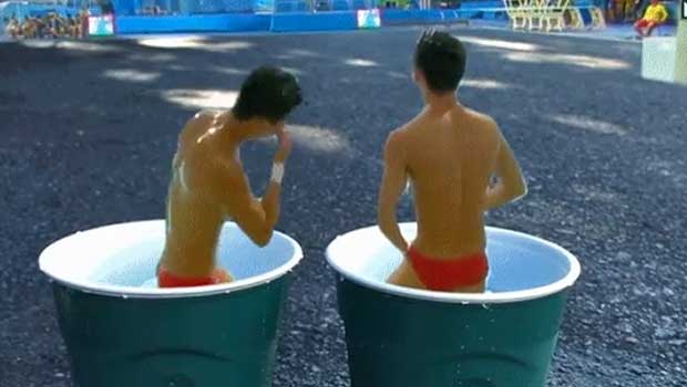 Synchronized Diving GIF Is the Best Thing to Come Out of the Olympics