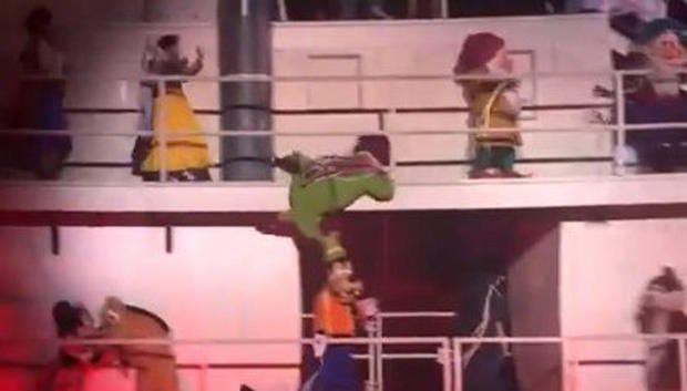 Snow White’s Dopey Lives Up to His Name at Disney World