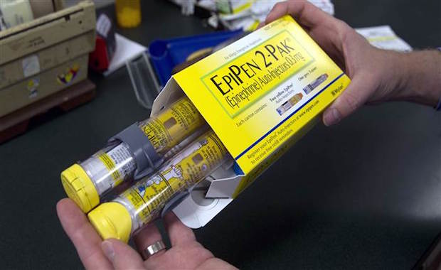 The Price Of EpiPens Have Increased 400 Percent in Recent Years and Parents Are Worried
