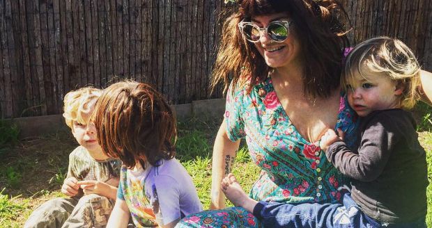 Woman’s Honest Post About Motherhood Is What We All Need to Hear