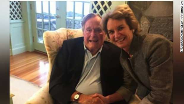 George H.W. Bush to Vote for Hillary Clinton