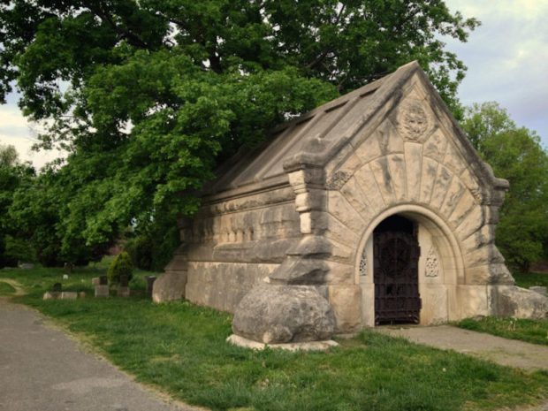 Facebook / Friends Of Eastern Cemetery