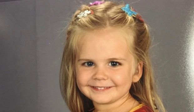 3-Year-Old Decides to Make Her School Picture Day Super