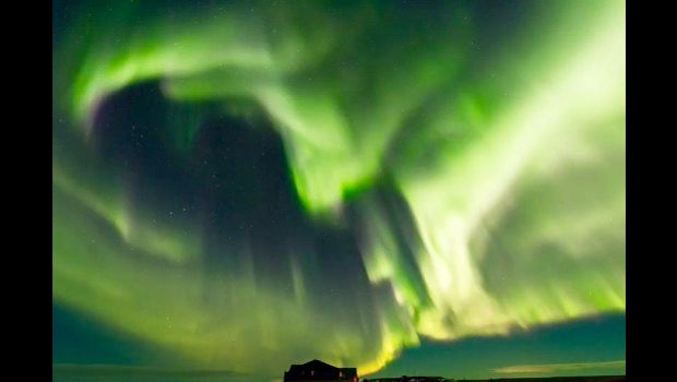 Time-Lapse Captures Northern Lights in Spectacular Fashion