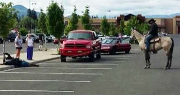 Real-Life Cowboy Stops a Robbery Outside of a Walmart With a Lasso