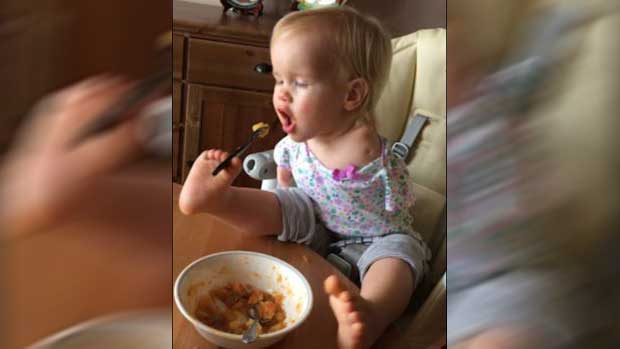 Adorable Toddler Teaches Herself How to Eat. Did We Mention She Has No Arms?