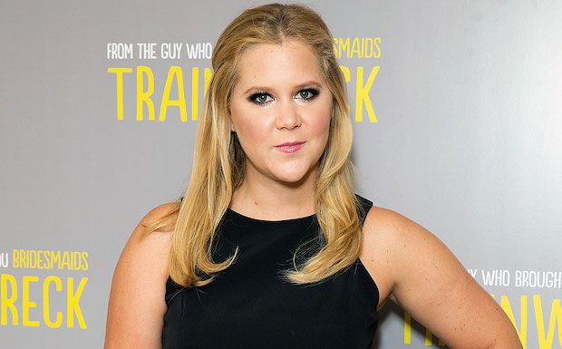 Amy Schumer “Apologizes” to Those Offended by Trump Comments
