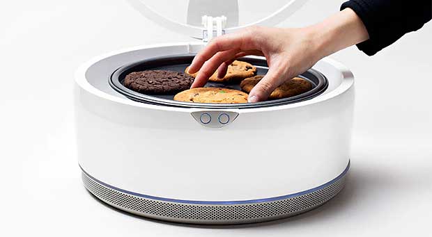 The CHiP Smart Cookie Oven Is the Easy-Bake Oven Adults Have Always Needed