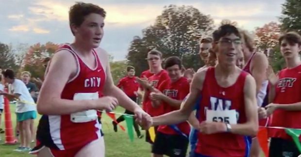 After Autistic Runner Got Lost, Opponent Goes Out of His Way to Help Him Cross the Finish Line