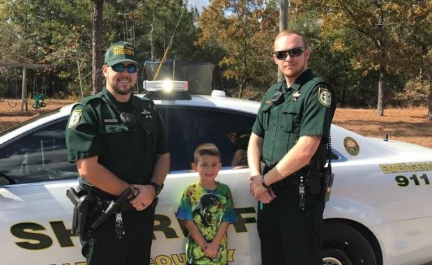 Boy Brightens Walton County Sherriff’s Office With 911 Thanksgiving Invitation