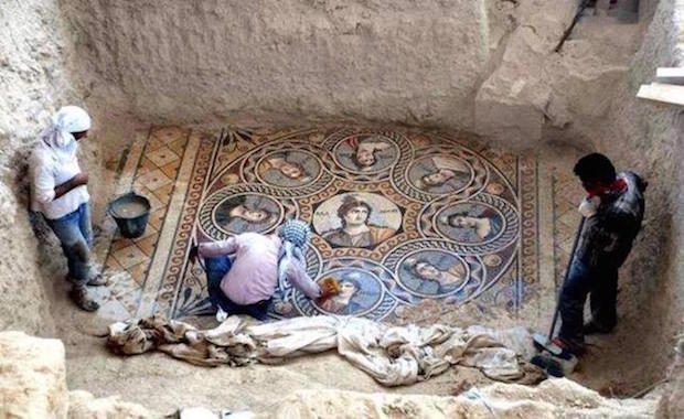 Check Out the Pristine 2,200-Year-Old Greek Mosaics Just Unearthed in Turkey