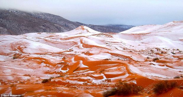 Snow Falls in the Sahara Desert for the First Time in 37 Years