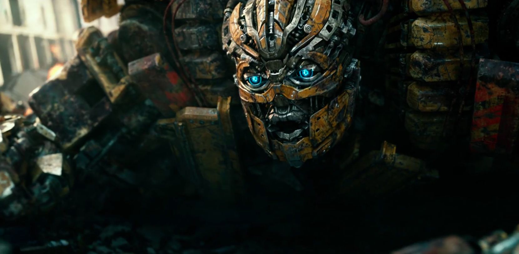 Potential Villainous Turn from Optimus Prime Highlights Bleak ‘Transformers: The Last Knight’ Trailer