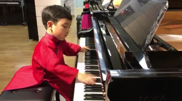 You Gotta Listen to this 5-Year-Old Perform an Impossible Piano Piece
