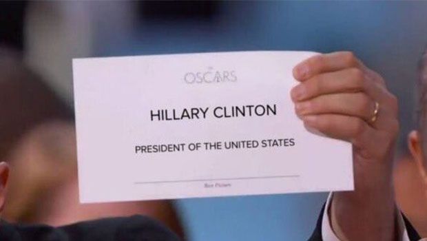 Twitter Pays Tribute to the Oscars Mishap in the Most Memeiest Way