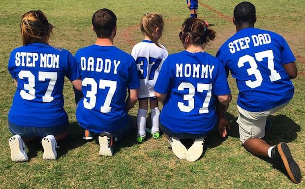 This Adorable Soccer Photo Proves That Co-Parenting Can Be Successful